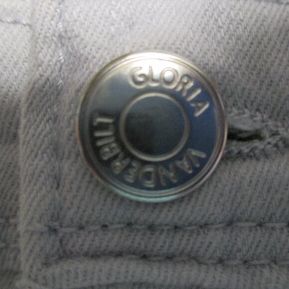 Gloria Vanderbilt capris light gray denim with stretch & pockets size 12 - Picture 5 of 9
